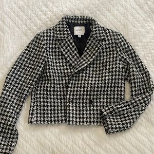 Madison d’Amelie Boucle Houndstooth Cropped Blazer